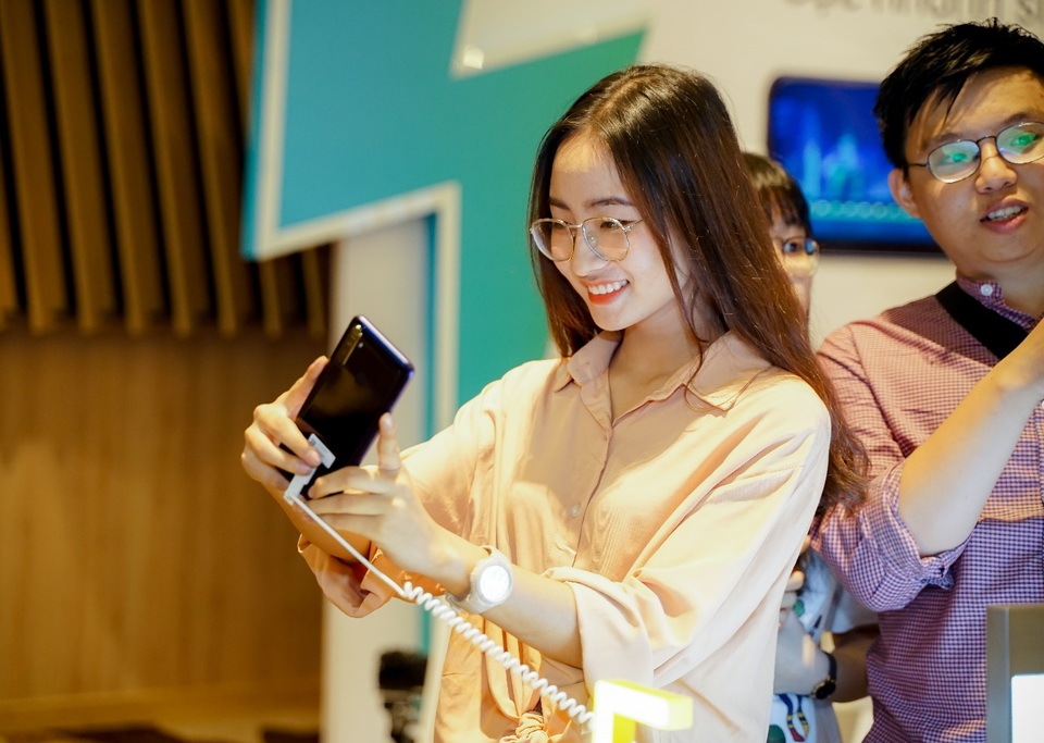 Lý giải tại sao người dùng fan yêu thích điện thoại Realme - 8 Lý giải tại sao người dùng fan yêu thích điện thoại Realme - 8