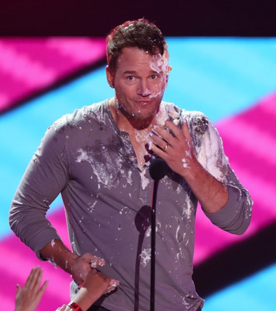 Những khoảnh khắc “cười ra nước mắt” của sao - 5