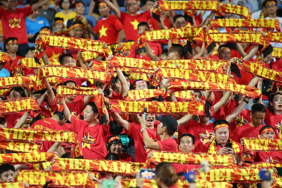 Việt Nam 1-0 Malaysia: Quang Hải ghi bàn đẳng cấp - 32 Việt Nam 1-0 Malaysia: Quang Hải ghi bàn đẳng cấp - 32
