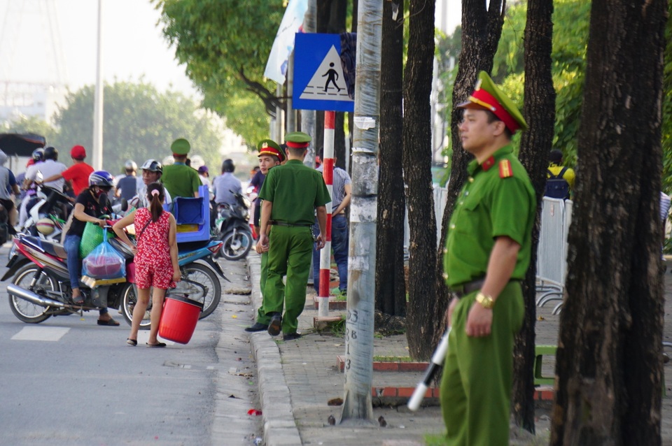 An ninh thắt chặt bảo vệ trận đấu Việt Nam và Malaysia - 4 An ninh thắt chặt bảo vệ trận đấu Việt Nam và Malaysia - 4