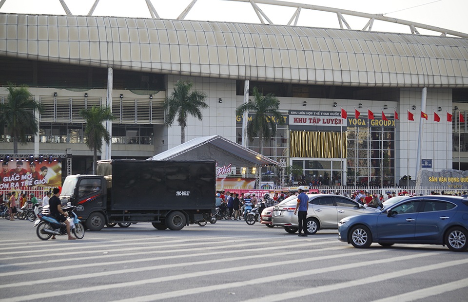 An ninh thắt chặt bảo vệ trận đấu Việt Nam và Malaysia - 1 An ninh thắt chặt bảo vệ trận đấu Việt Nam và Malaysia - 1