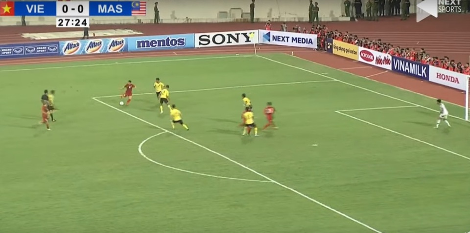 Tuyển Việt Nam chiến thắng, xin đừng quên Công Phượng! - 2