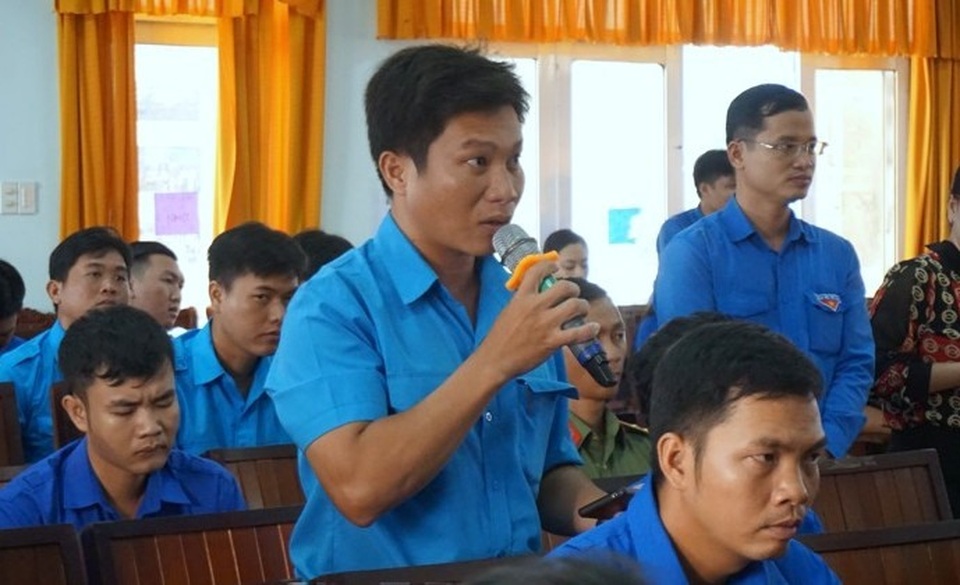Tiến sĩ lương không đủ sống, du học sinh chỉ là nhân viên hợp đồng - 2 Tiến sĩ lương không đủ sống, du học sinh chỉ là nhân viên hợp đồng - 2
