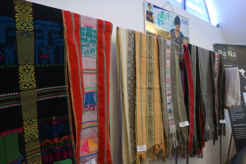Khởi động mạng lưới dệt thổ cẩm miền Trung - Tây Nguyên Khởi động mạng lưới dệt thổ cẩm miền Trung - Tây Nguyên