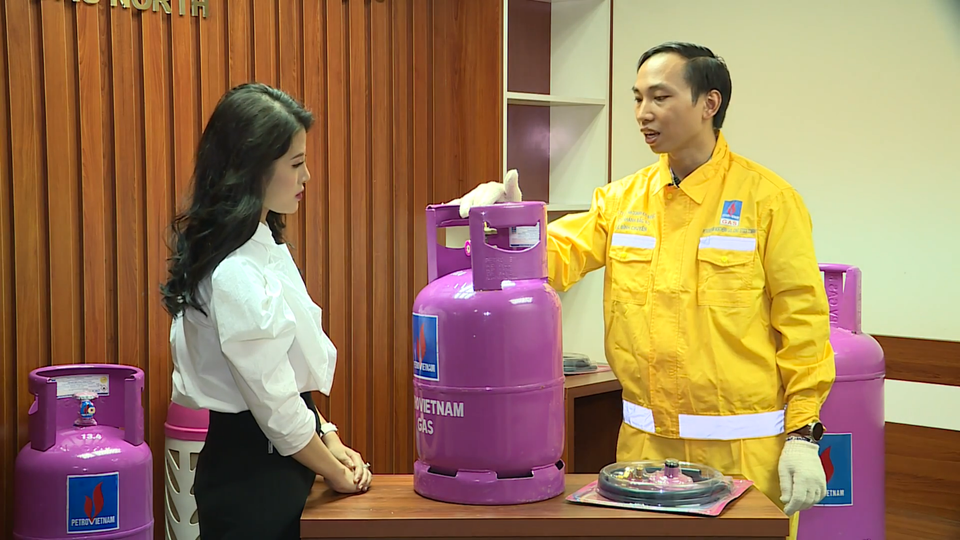 5 dấu hiệu cơ bản để phân biệt bình gas an toàn cho gia đình - 1 5 dấu hiệu cơ bản để phân biệt bình gas an toàn cho gia đình - 1