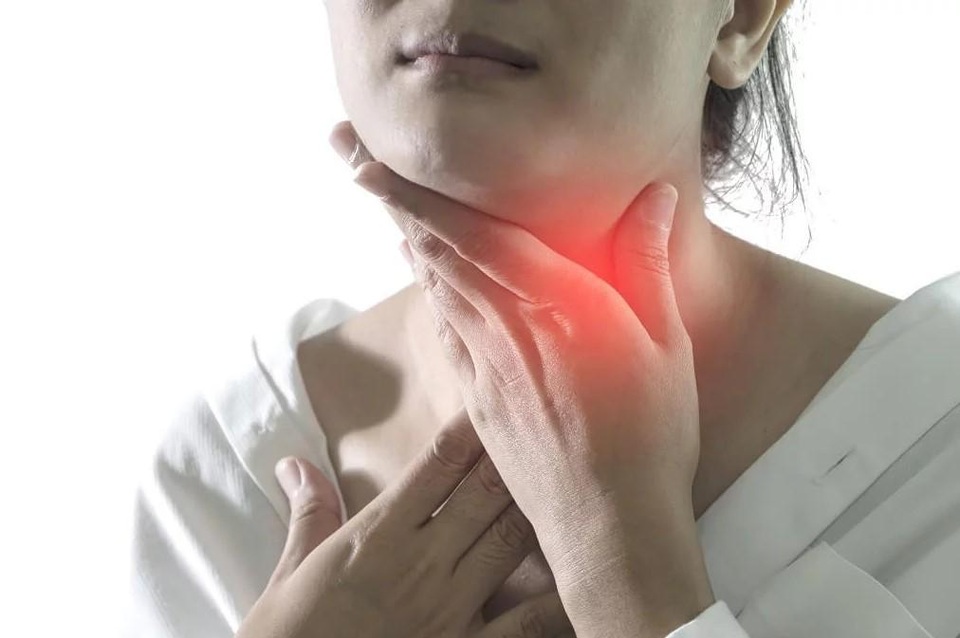 Cải thiện khản tiếng kéo dài, đau họng dai dẳng trong 10 năm nhờ phương pháp đơn giản không ai ngờ - 1 Cải thiện khản tiếng kéo dài, đau họng dai dẳng trong 10 năm nhờ phương pháp đơn giản không ai ngờ - 1