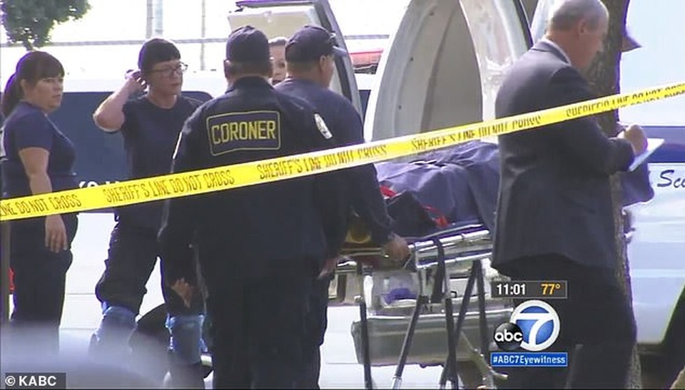 Phát hiện thi thể chôn 6 năm trong tường bốc mùi hôi thối - 4