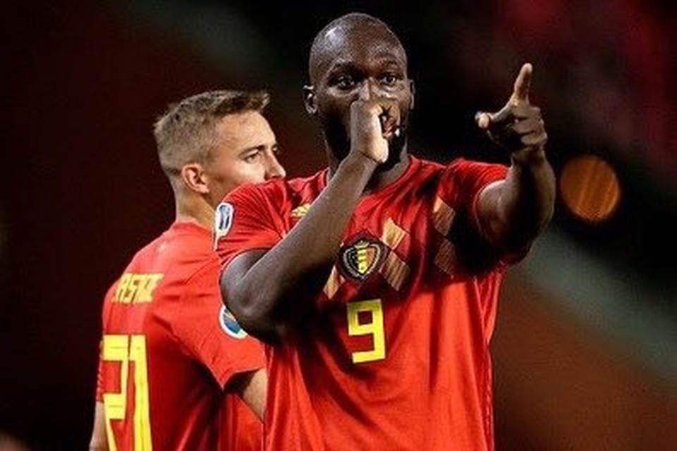 Lukaku đi vào lịch sử trong ngày Bỉ giành vé đầu tiên dự Euro 2020 - 3 Lukaku đi vào lịch sử trong ngày Bỉ giành vé đầu tiên dự Euro 2020 - 3