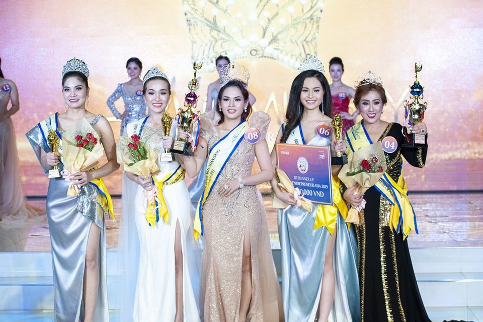 Nguyễn Ngọc Hân xuất sắc đăng quang Hoa hậu Doanh nhân Toàn năng Châu Á 2019 - 1 Nguyễn Ngọc Hân xuất sắc đăng quang Hoa hậu Doanh nhân Toàn năng Châu Á 2019 - 1