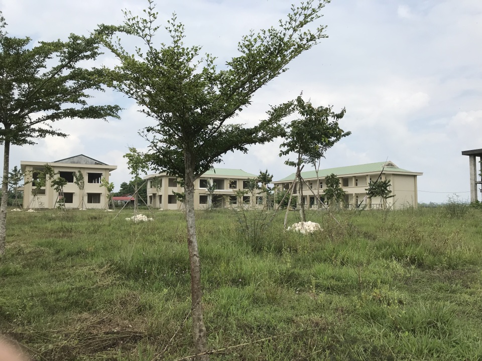 Quảng Ngãi: Trung tâm công nghệ sinh học chỉ để trồng nấm? - 3 Quảng Ngãi: Trung tâm công nghệ sinh học chỉ để trồng nấm? - 3