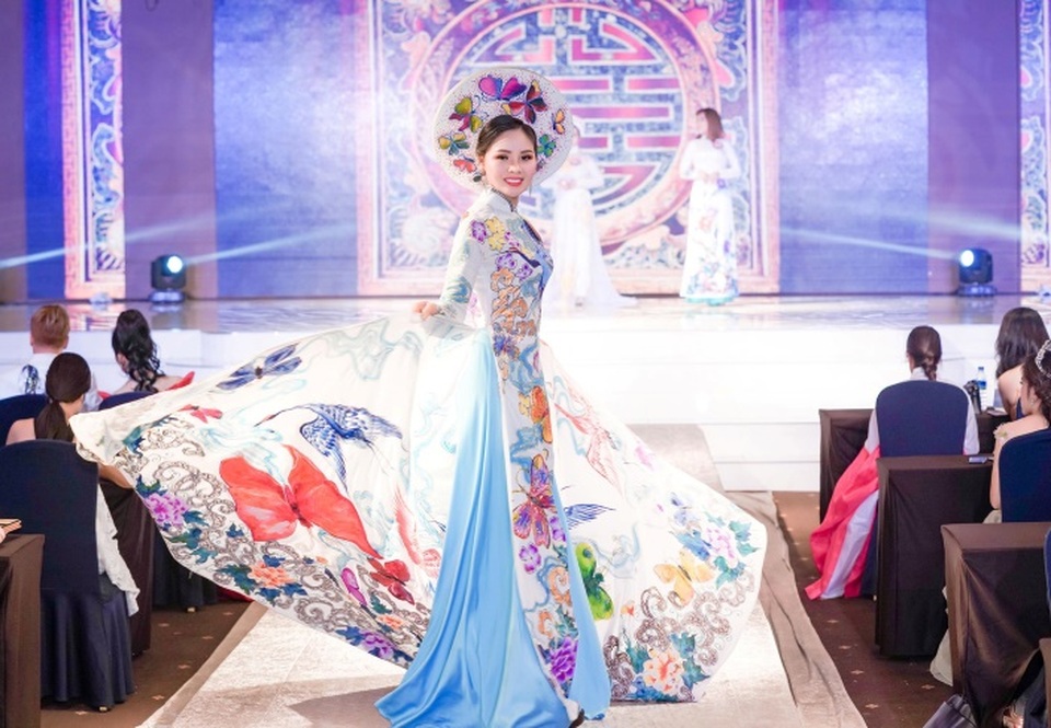 Hoa hậu Nguyễn Thị Thùy được vinh danh tại sự kiện giao lưu văn hóa Việt Hàn - 6 Hoa hậu Nguyễn Thị Thùy được vinh danh tại sự kiện giao lưu văn hóa Việt Hàn - 6