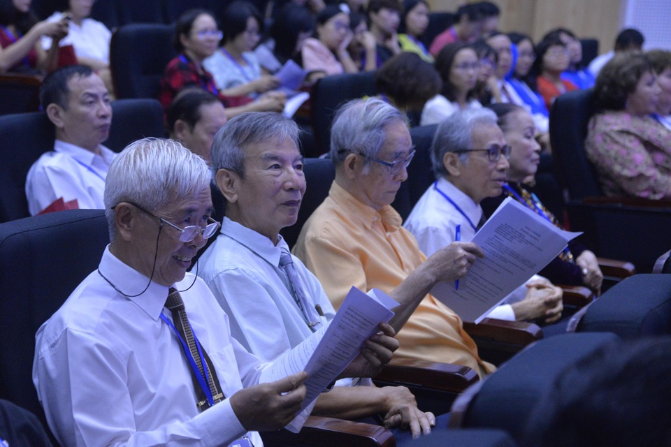 Tăng cường nghiên cứu và giảng dạy tiếng Nga trong giai đoạn mới - 2 Tăng cường nghiên cứu và giảng dạy tiếng Nga trong giai đoạn mới - 2