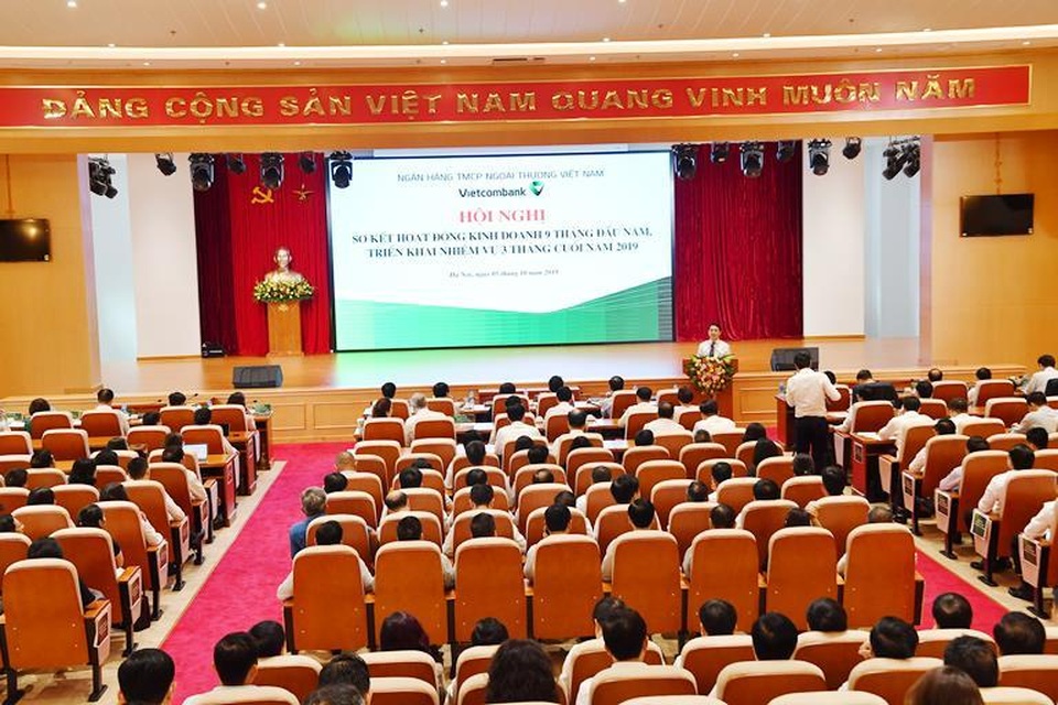 Vietcombank tổ chức Hội nghị sơ kết 9 tháng đầu năm và triển khai nhiệm vụ 3 tháng cuối năm 2019 - 3 Vietcombank tổ chức Hội nghị sơ kết 9 tháng đầu năm và triển khai nhiệm vụ 3 tháng cuối năm 2019 - 3