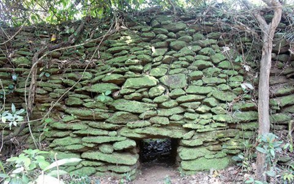 Chi 2 tỷ đồng trùng tu, tôn tạo lũy đá cổ Kỳ Anh - 1 Chi 2 tỷ đồng trùng tu, tôn tạo lũy đá cổ Kỳ Anh - 1