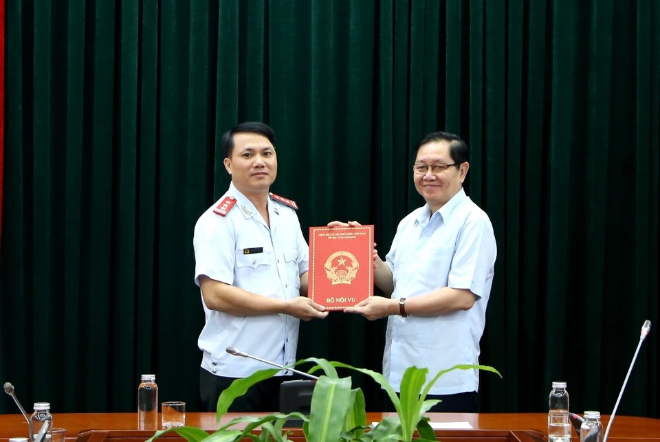 Điều động, bổ nhiệm nhân sự 6 Bộ, ngành - 1 Điều động, bổ nhiệm nhân sự 6 Bộ, ngành - 1