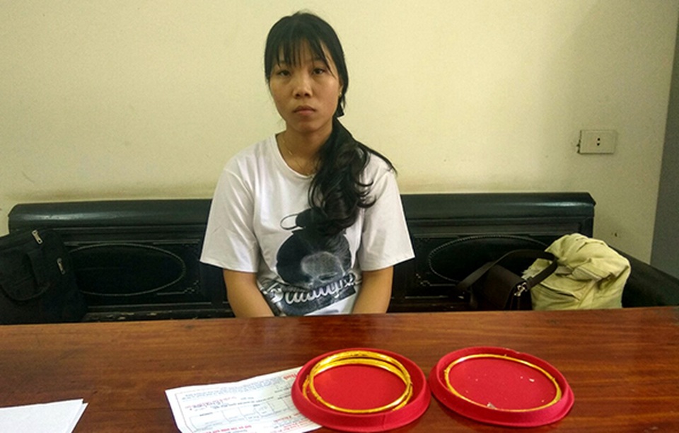 Cô dâu bị bạn thân trộm hơn 1 cây vàng - 1 Cô dâu bị bạn thân trộm hơn 1 cây vàng - 1
