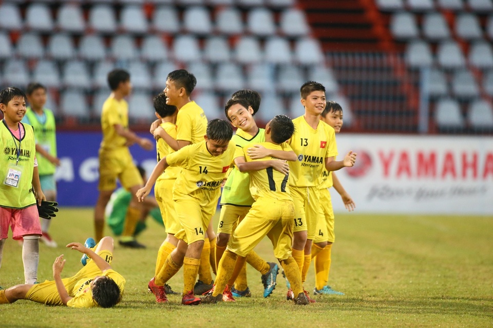 Những khoảnh khắc đẹp nhất mùa Giải bóng đá Thiếu niên U13 Yamaha Cup 2019 - 7 Những khoảnh khắc đẹp nhất mùa Giải bóng đá Thiếu niên U13 Yamaha Cup 2019 - 7