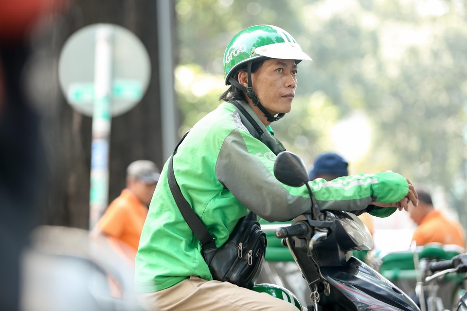 Làm rõ 3 vấn đề lớn xoay quanh phí “Xe chờ quá 5 phút” - 1 Làm rõ 3 vấn đề lớn xoay quanh phí “Xe chờ quá 5 phút” - 1