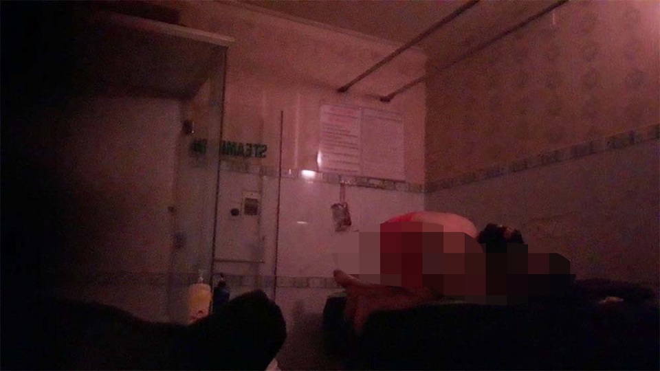 Nữ tiếp viên ở chốn massage tới bến ven Sài Gòn tiết lộ chiêu độc giữ khách - 3 Nữ tiếp viên ở chốn massage tới bến ven Sài Gòn tiết lộ chiêu độc giữ khách - 3