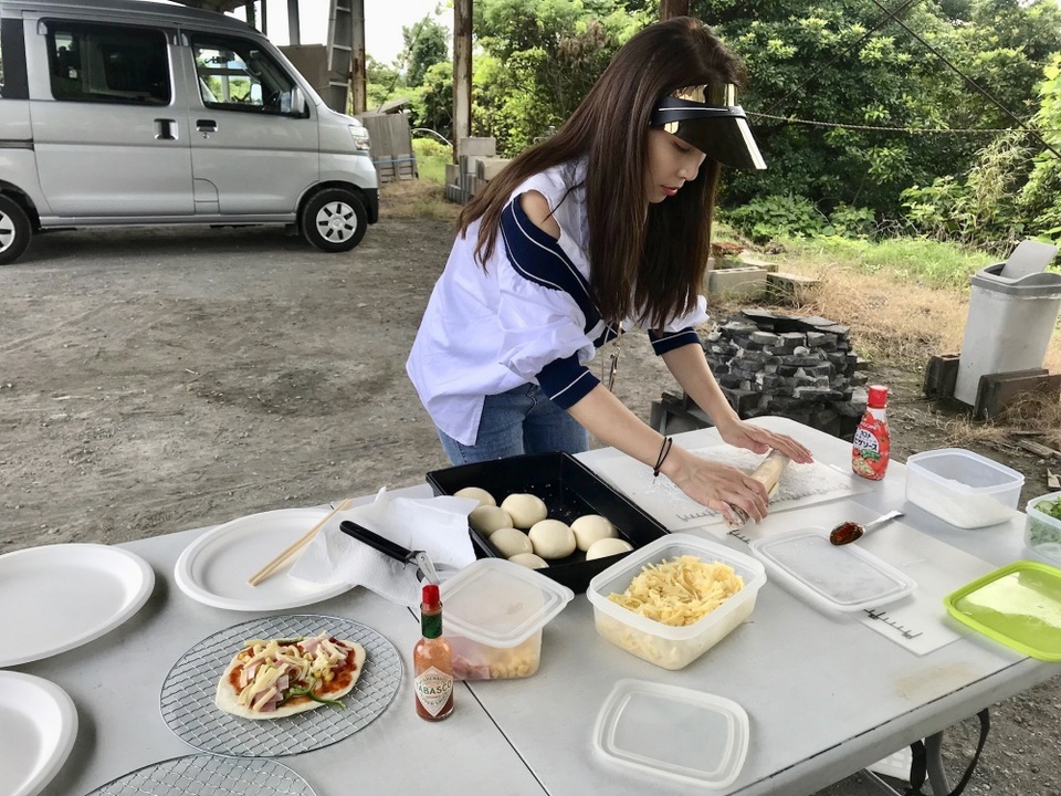 Việt Anh, Quỳnh Nga bất ngờ cùng đi Nhật sau khi phủ nhận chuyện “người thứ 3” - 12 Việt Anh, Quỳnh Nga bất ngờ cùng đi Nhật sau khi phủ nhận chuyện “người thứ 3” - 12