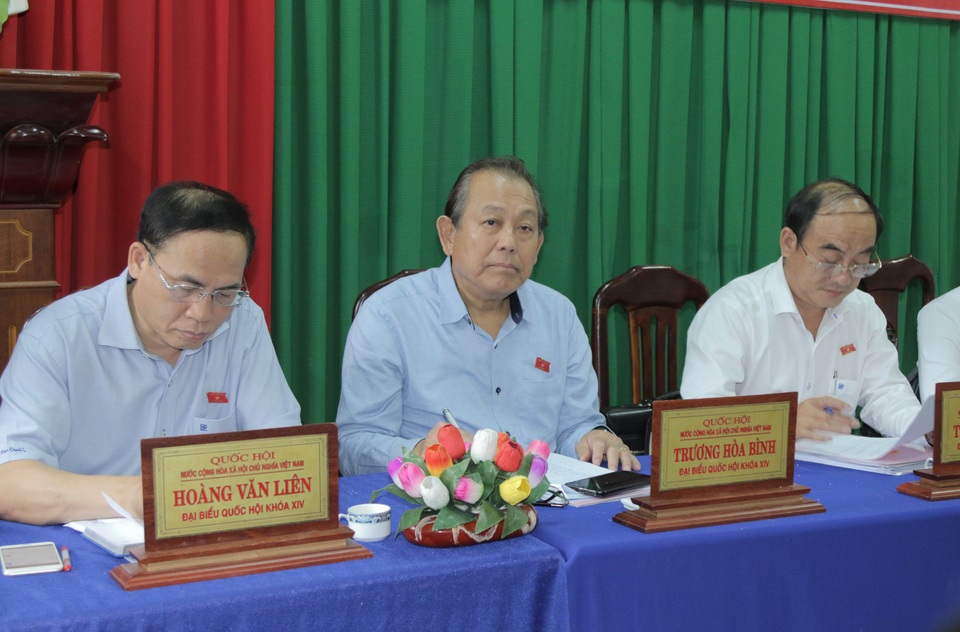 Phó Thủ tướng: Nhân dân cần tỉnh táo, không để các thế lực thù địch lợi dụng! - 5 Phó Thủ tướng: Nhân dân cần tỉnh táo, không để các thế lực thù địch lợi dụng! - 5