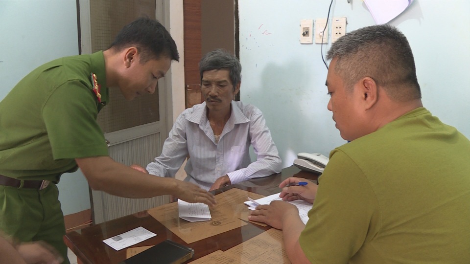 Bắt đối tượng trốn trại giam bị truy nã 30 năm - 1 Bắt đối tượng trốn trại giam bị truy nã 30 năm - 1