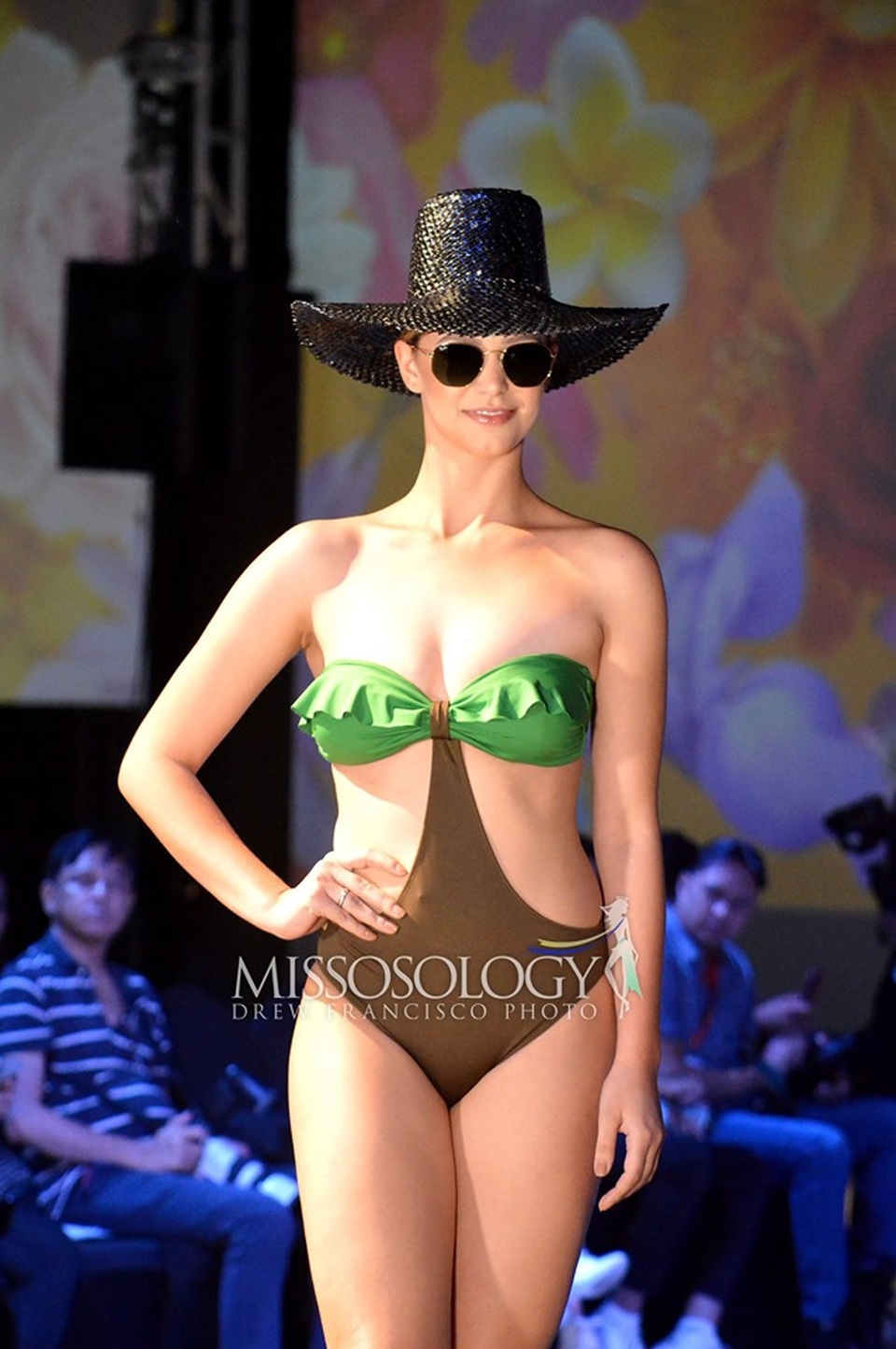 Thí sinh Hoa hậu Trái đất 2019 khoe thể hình trong phần thi áo tắm - 18 Thí sinh Hoa hậu Trái đất 2019 khoe thể hình trong phần thi áo tắm - 18