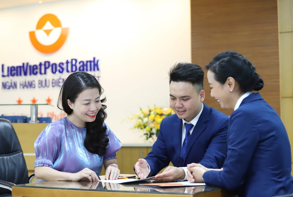 LienVietPostBank triển khai chương trình tri ân khách hàng – Nhận ngàn ưu đãi - 2 LienVietPostBank triển khai chương trình tri ân khách hàng – Nhận ngàn ưu đãi - 2