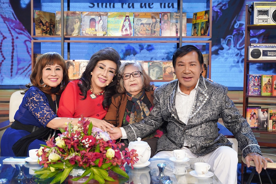 NSND Lệ Thuỷ khuyên sao trẻ “làm nghề tử tế, đừng đạp người khác để đạt mục đích” - 5 NSND Lệ Thuỷ khuyên sao trẻ “làm nghề tử tế, đừng đạp người khác để đạt mục đích” - 5