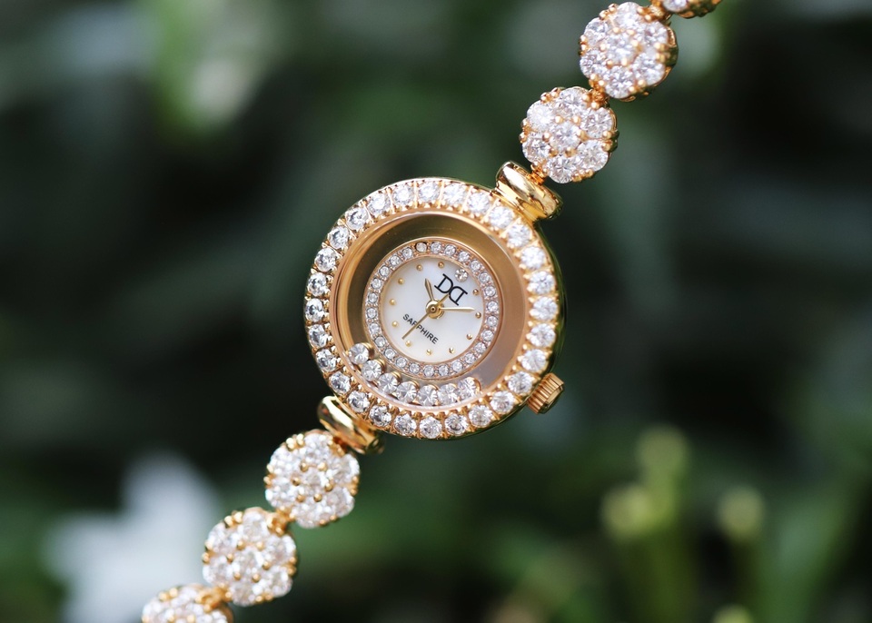 Bùng nổ ưu đãi 20/10 với Đăng Quang Watch – Giảm giá lên đến 30% - 3 Bùng nổ ưu đãi 20/10 với Đăng Quang Watch – Giảm giá lên đến 30% - 3