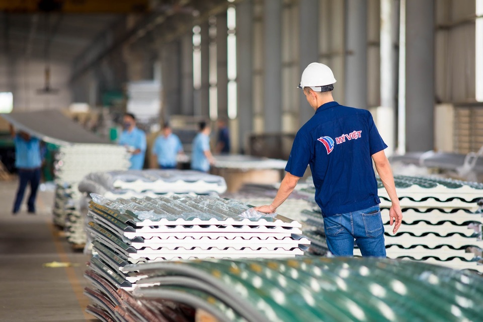 Tôn Olympic – Đi lên cùng tầm vóc Việt - 2 Tôn Olympic – Đi lên cùng tầm vóc Việt - 2