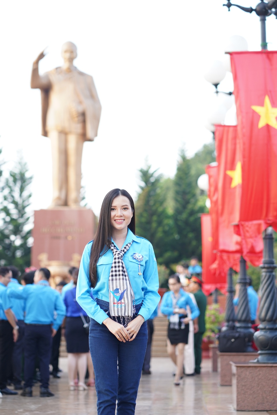 Hoa khôi Huỳnh Thúy Vi vào Ban chấp hành Hội Liên hiệp Thanh niên Cần Thơ - 4 Hoa khôi Huỳnh Thúy Vi vào Ban chấp hành Hội Liên hiệp Thanh niên Cần Thơ - 4