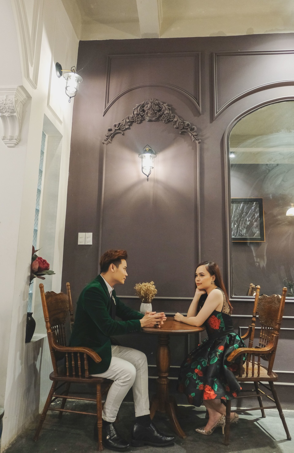 MC “Hãy chọn giá đúng” VTV tiết lộ từng vượt qua “khủng hoảng hôn nhân” - 8 MC “Hãy chọn giá đúng” VTV tiết lộ từng vượt qua “khủng hoảng hôn nhân” - 8