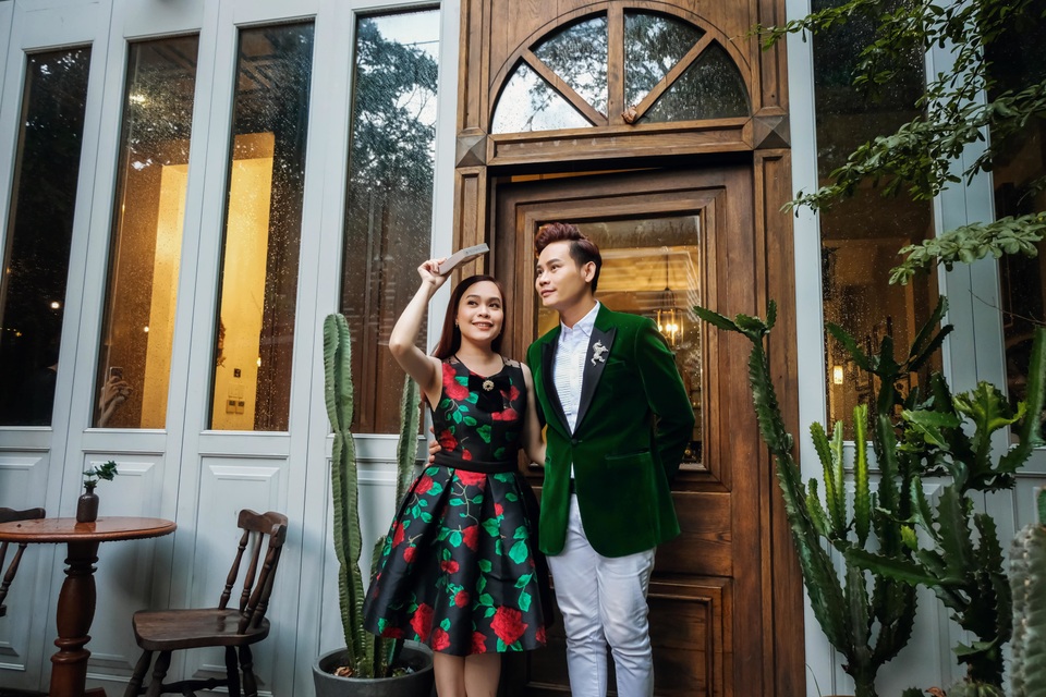 MC “Hãy chọn giá đúng” VTV tiết lộ từng vượt qua “khủng hoảng hôn nhân” - 12 MC “Hãy chọn giá đúng” VTV tiết lộ từng vượt qua “khủng hoảng hôn nhân” - 12