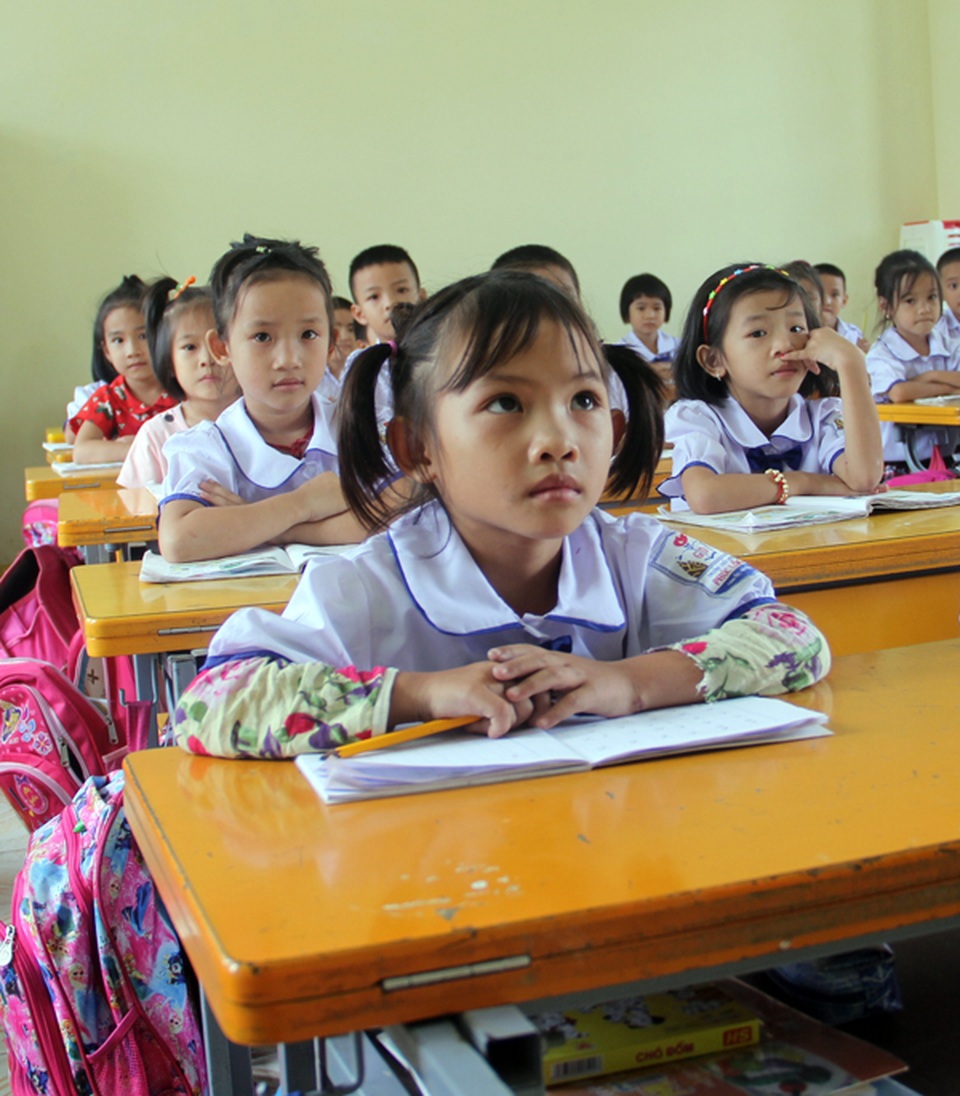 Bé gái 2 tuổi bị nồi canh đang sôi đổ lên người giờ đã bước chân vào lớp một - 5 Bé gái 2 tuổi bị nồi canh đang sôi đổ lên người giờ đã bước chân vào lớp một - 5