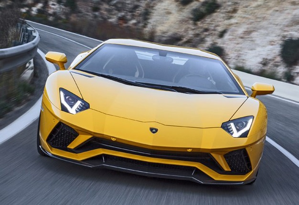 Aventador S dính lỗi chết máy, Lamborghini phải triệu hồi xe - 1 Aventador S dính lỗi chết máy, Lamborghini phải triệu hồi xe - 1