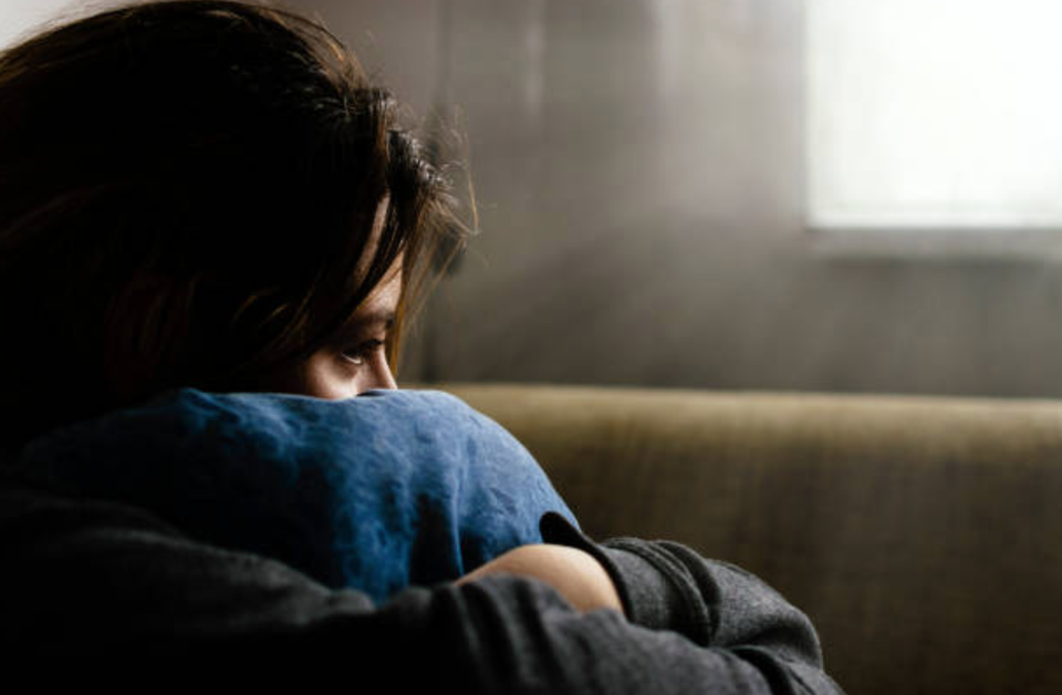 Chỉ nói một câu bắt thóp, không ngờ chồng “lòi đuôi” ngoại tình - 1