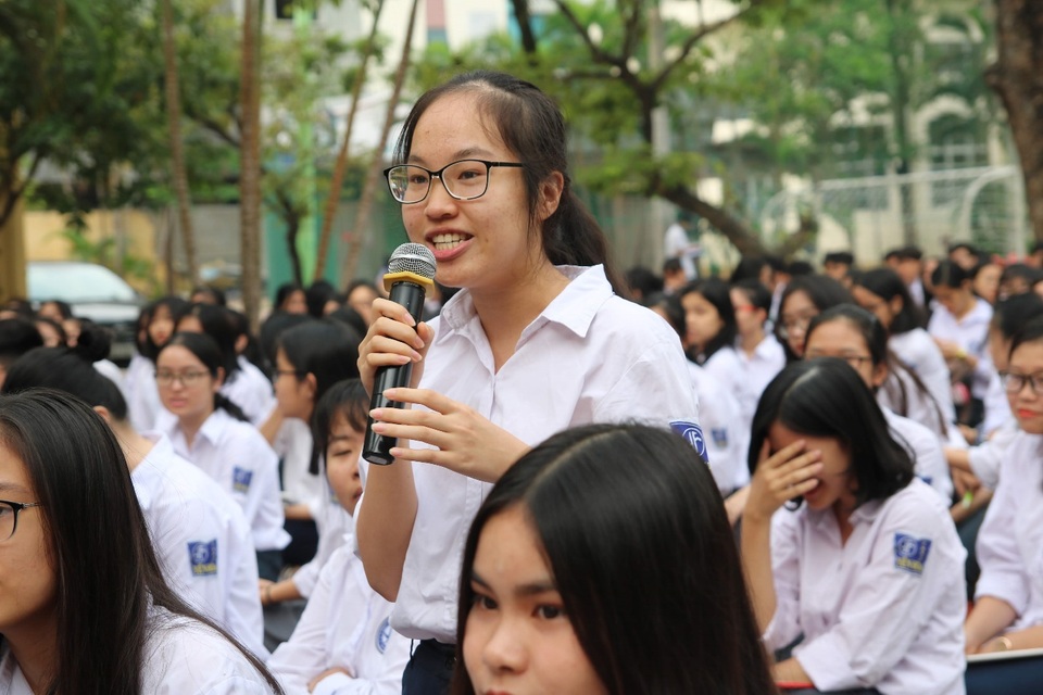 Hà Nội: Đặt chỉ tiêu chuẩn đầu ra ngoại ngữ đối với học sinh lớp 12 - 6 Hà Nội: Đặt chỉ tiêu chuẩn đầu ra ngoại ngữ đối với học sinh lớp 12 - 6