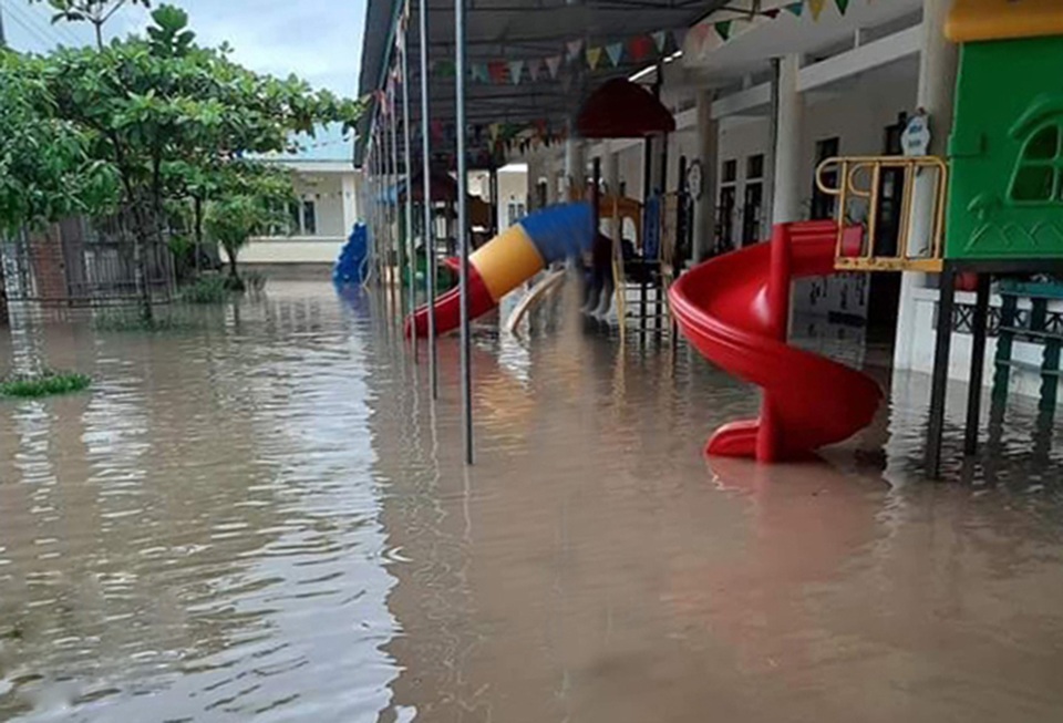 Hà Tĩnh: Gần 8.000 học sinh miền núi nghỉ học do mưa lớn - 1 Hà Tĩnh: Gần 8.000 học sinh miền núi nghỉ học do mưa lớn - 1
