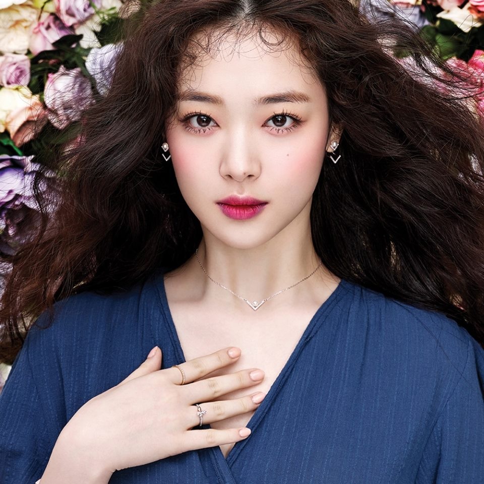 Cái chết của nữ thần tượng làm dấy lên câu hỏi về áp lực trong K-pop - 2 Cái chết của nữ thần tượng làm dấy lên câu hỏi về áp lực trong K-pop - 2