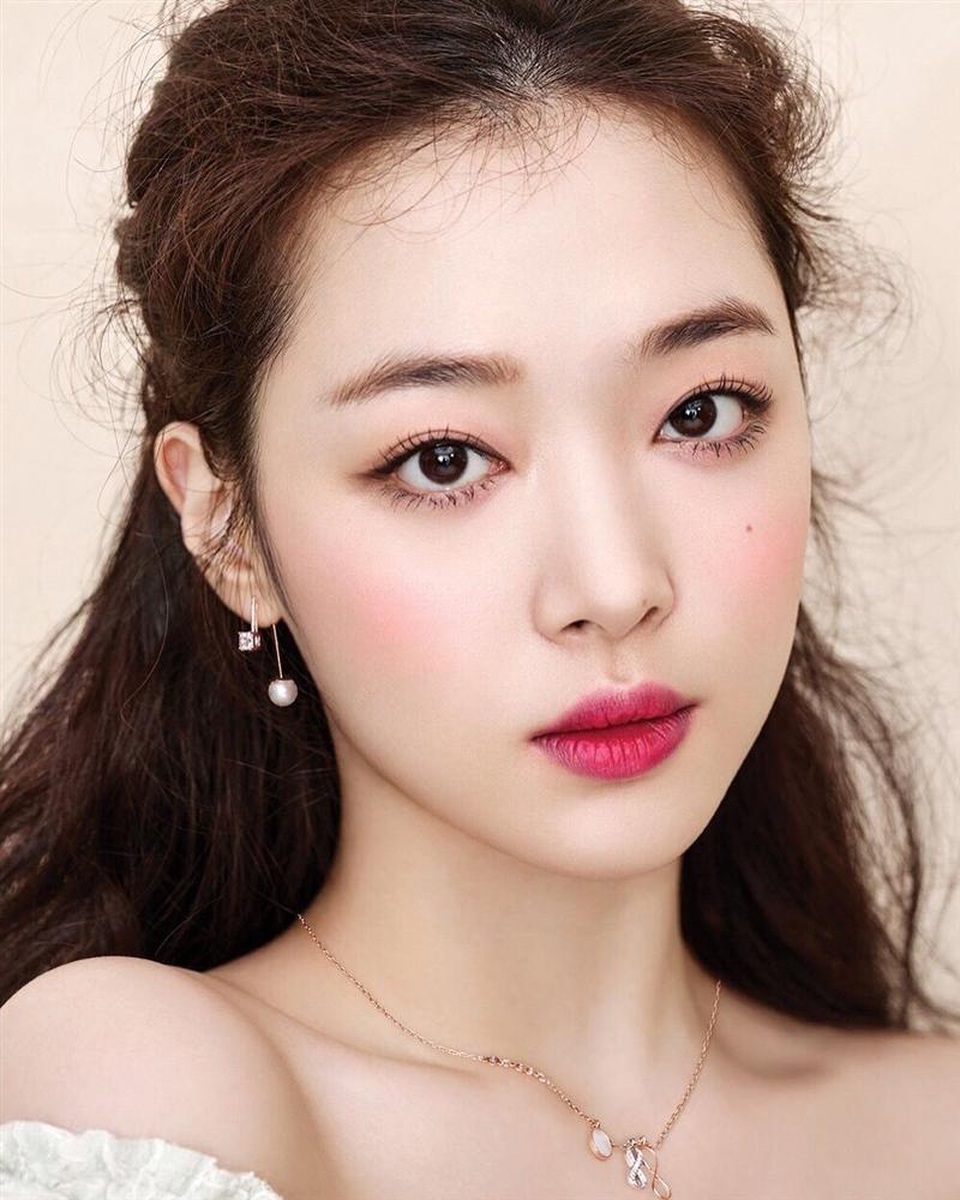 Cái chết của nữ thần tượng làm dấy lên câu hỏi về áp lực trong K-pop - 3 Cái chết của nữ thần tượng làm dấy lên câu hỏi về áp lực trong K-pop - 3