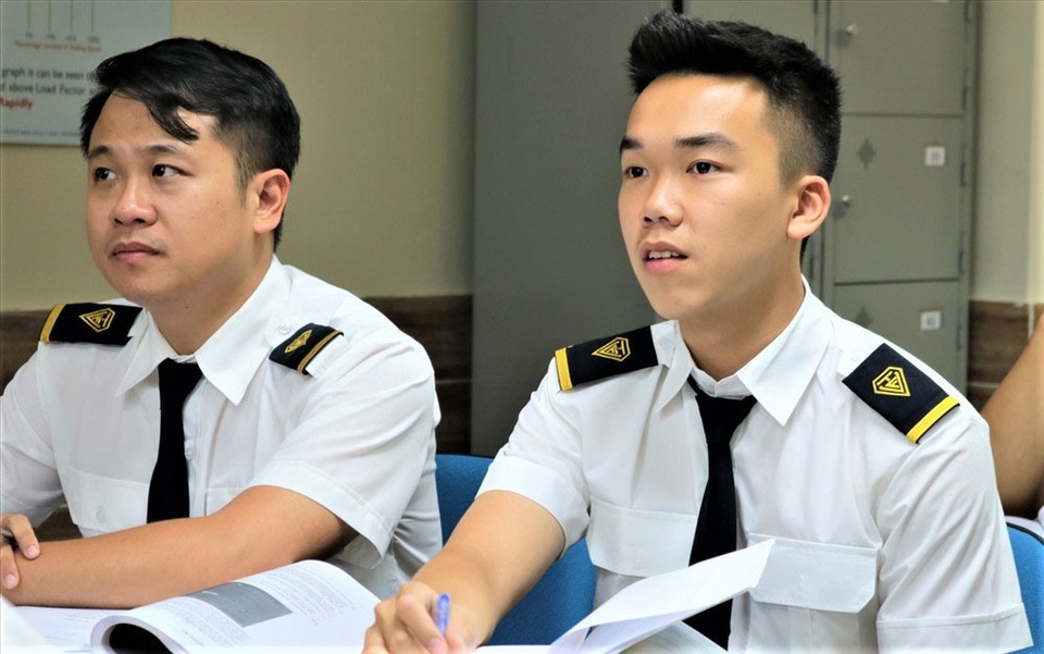 Bí mật nghề phi công - 2 Bí mật nghề phi công - 2