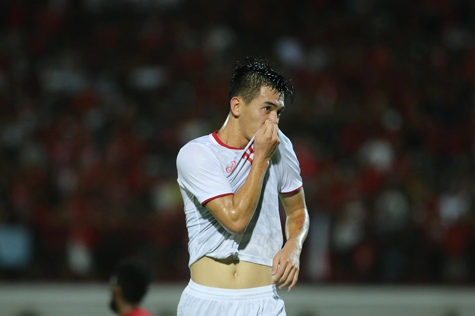 Indonesia 1-3 Việt Nam: Chiến thắng thuyết phục - 7 Indonesia 1-3 Việt Nam: Chiến thắng thuyết phục - 7