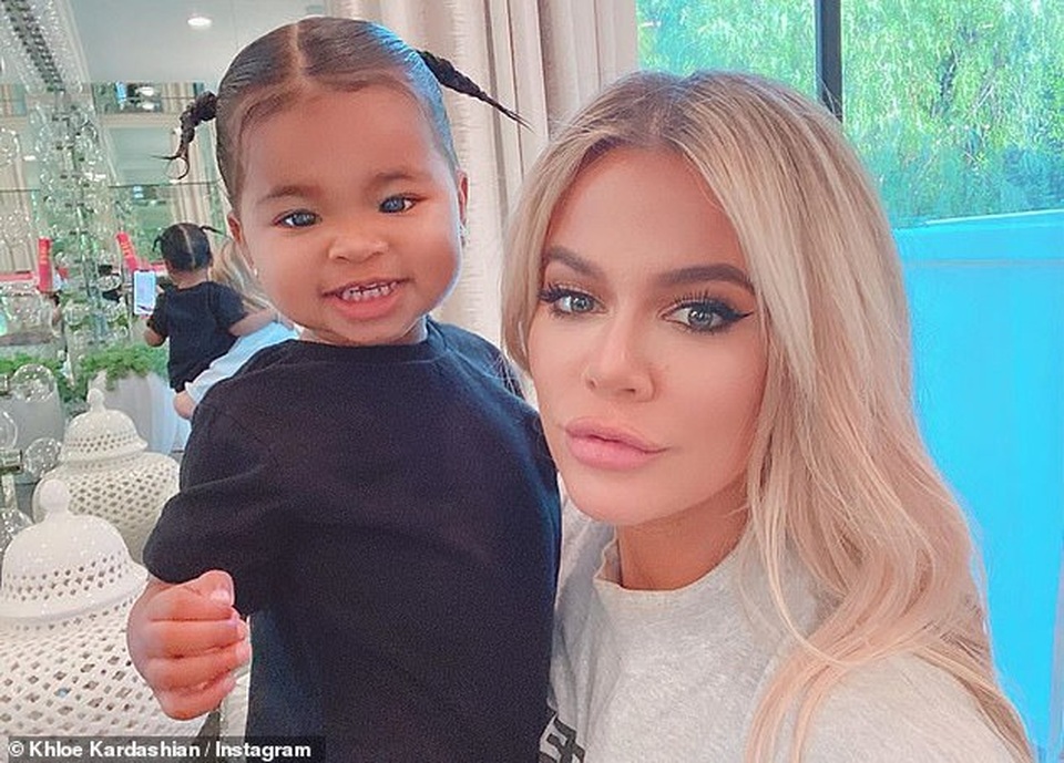 Khloe Kardashian không ngăn cản bạn trai bội tình gặp con gái - 2 Khloe Kardashian không ngăn cản bạn trai bội tình gặp con gái - 2