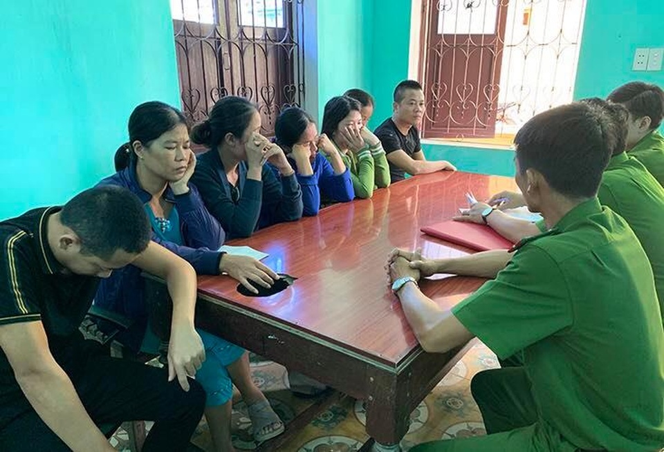 Phá đường dây lô đề qua mạng, tạm giữ 25 đối tượng - 1 Phá đường dây lô đề qua mạng, tạm giữ 25 đối tượng - 1