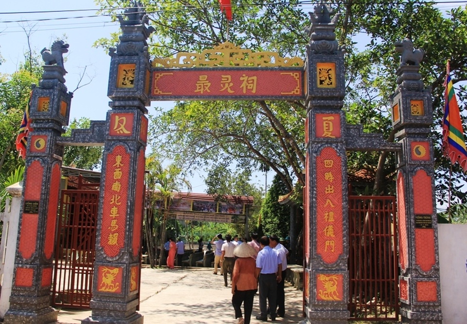 Nơi gìn giữ những “báu vật” của làng - 1 Nơi gìn giữ những “báu vật” của làng - 1