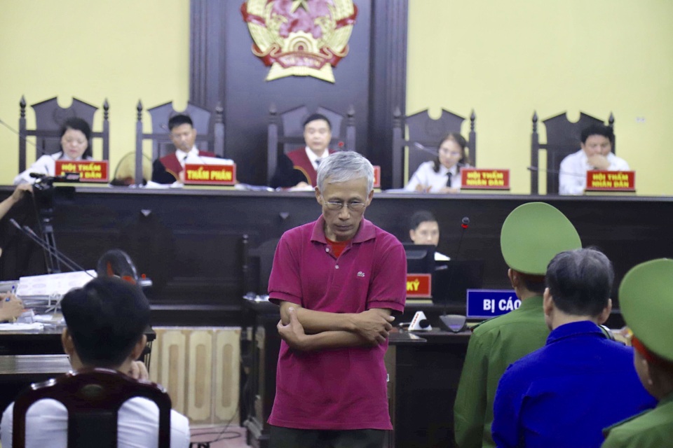 Vụ gian lận thi cử Sơn La: Những túi quà cảm ơn trị giá hàng trăm triệu đồng - 3 Vụ gian lận thi cử Sơn La: Những túi quà cảm ơn trị giá hàng trăm triệu đồng - 3