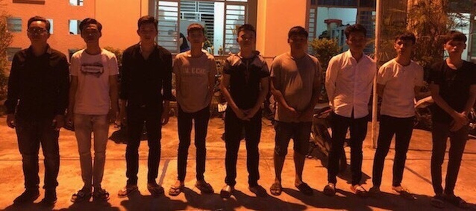 Bắt nhóm thanh niên hỗn chiến, khiến nhân viên quán nhậu trọng thương - 1 Bắt nhóm thanh niên hỗn chiến, khiến nhân viên quán nhậu trọng thương - 1