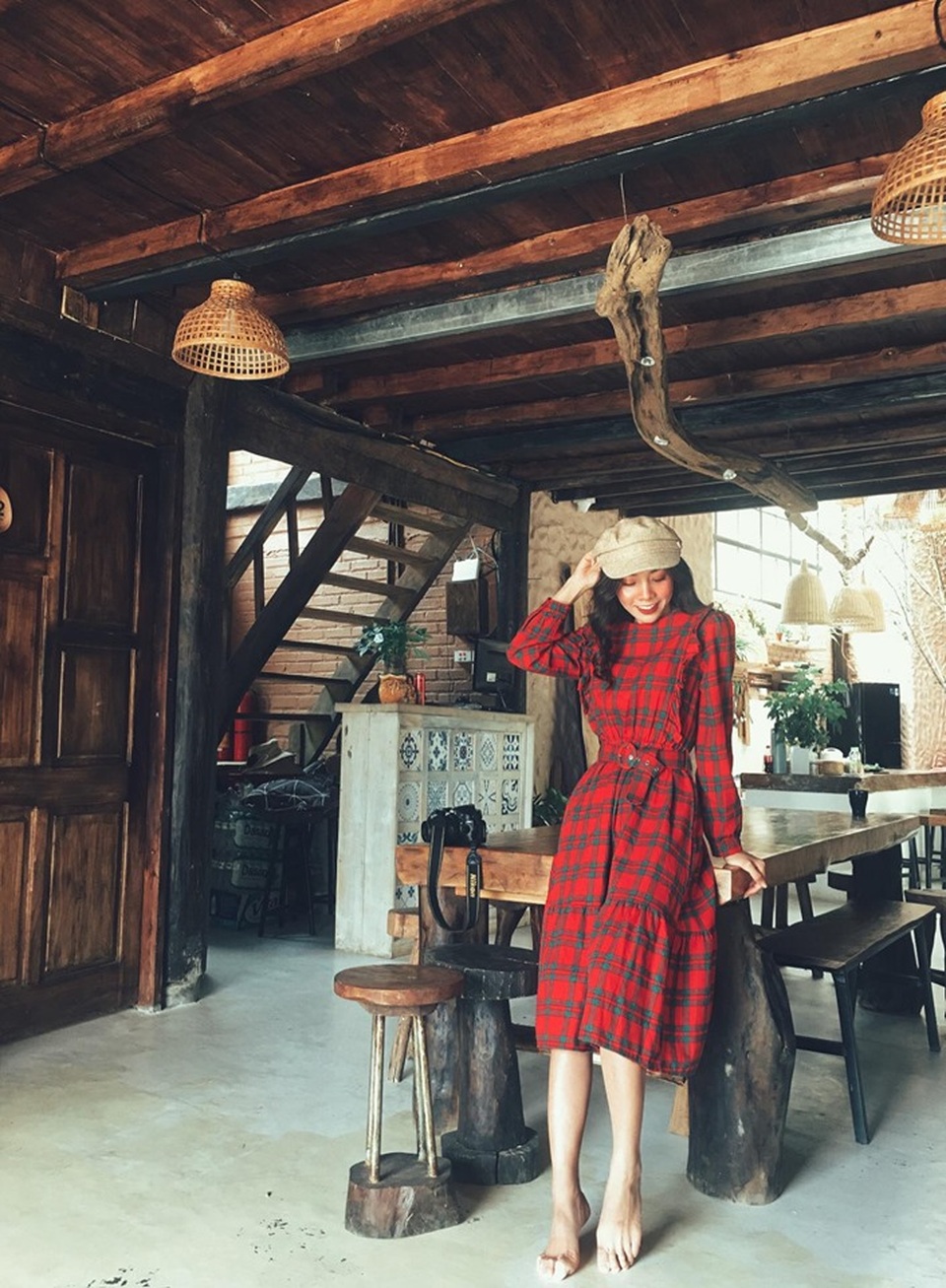 Cô gái mang tiếng ế phải thế khuấy đảo cộng đồng vì đi du lịch một mình - 4