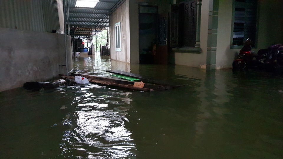 40 năm qua chưa từng chứng kiến trận ngập lụt kinh hoàng như thế - 13